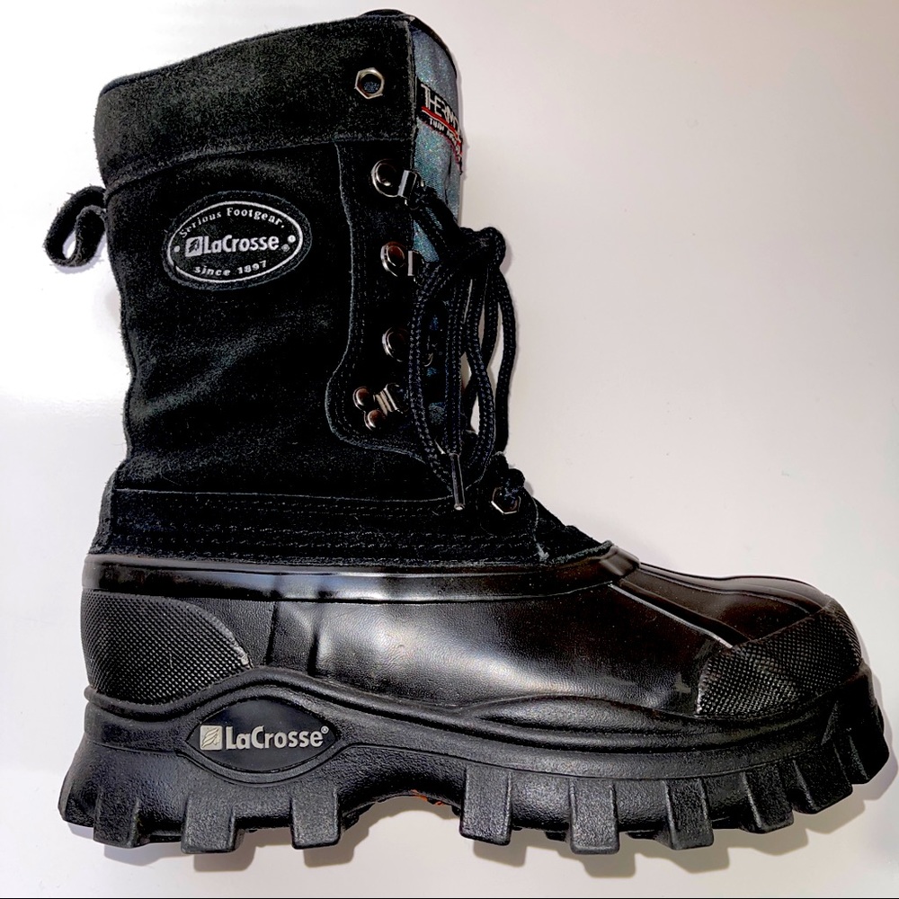 LaCrosse Women’s Black Thermolite Suede Winter Boots Lug Sole Waterproof Size 7